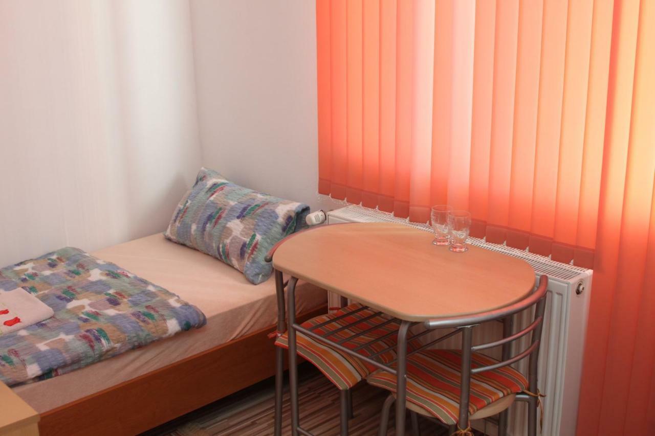 Pension Motel Anna Lenora Exteriör bild