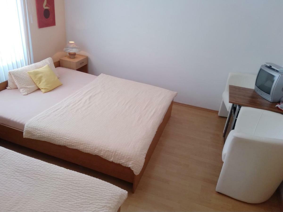 Pension Motel Anna Lenora Exteriör bild